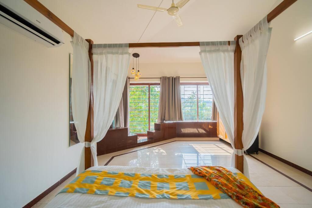 Lake View Villa Gandaulim Buitenkant foto