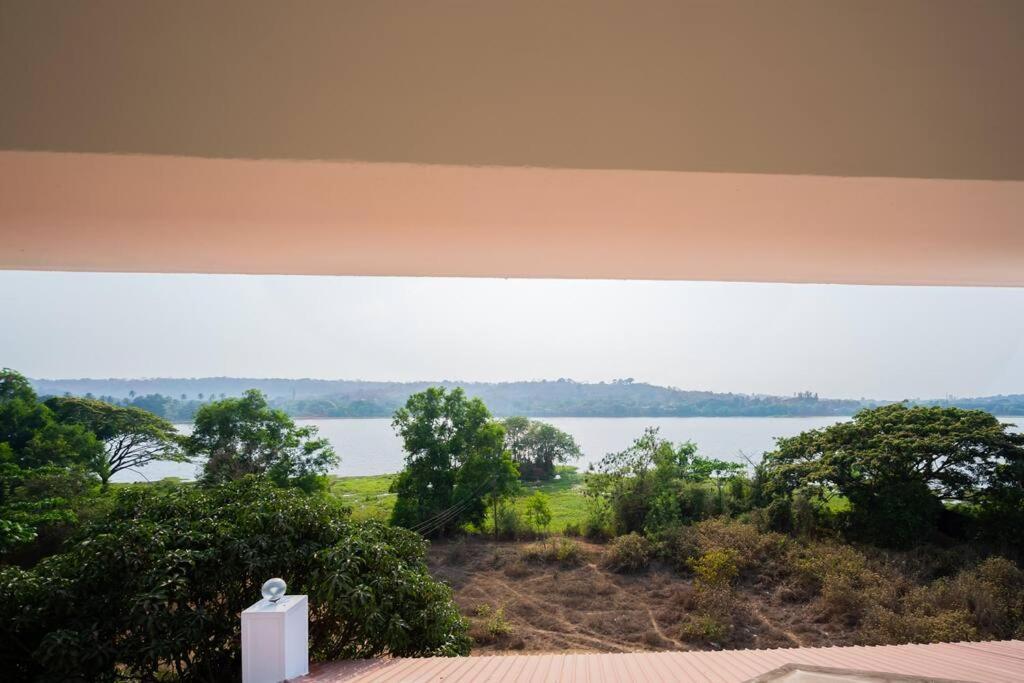 Lake View Villa Gandaulim Buitenkant foto