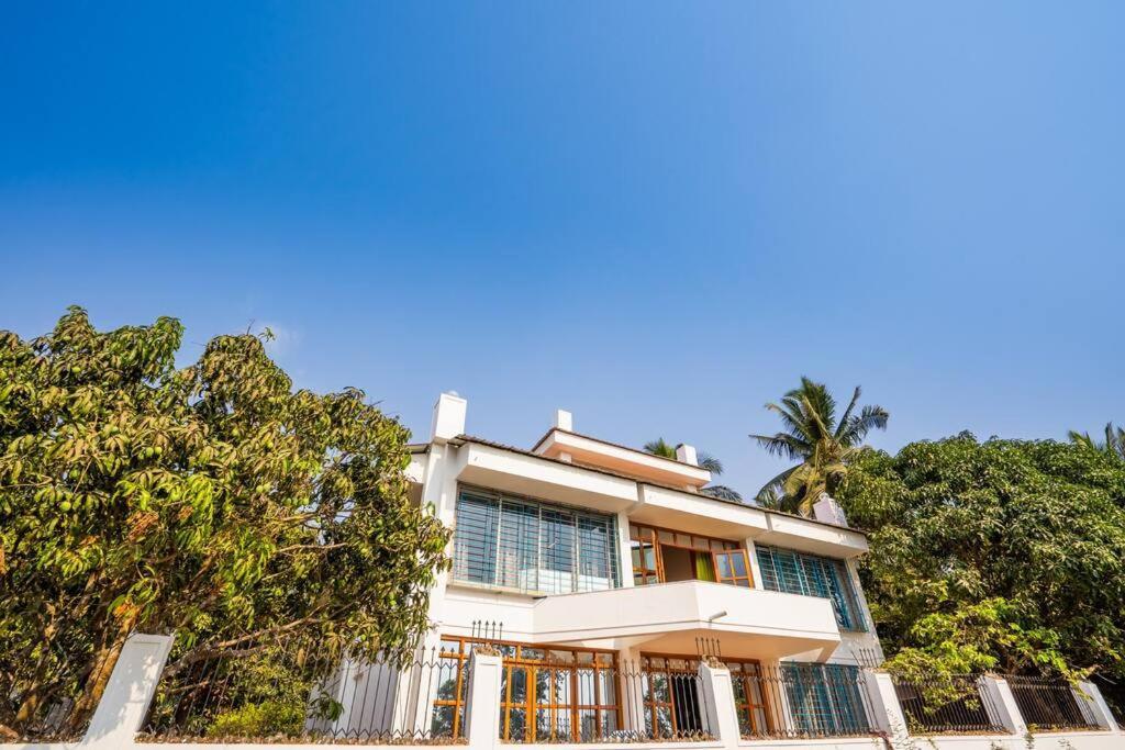Lake View Villa Gandaulim Buitenkant foto