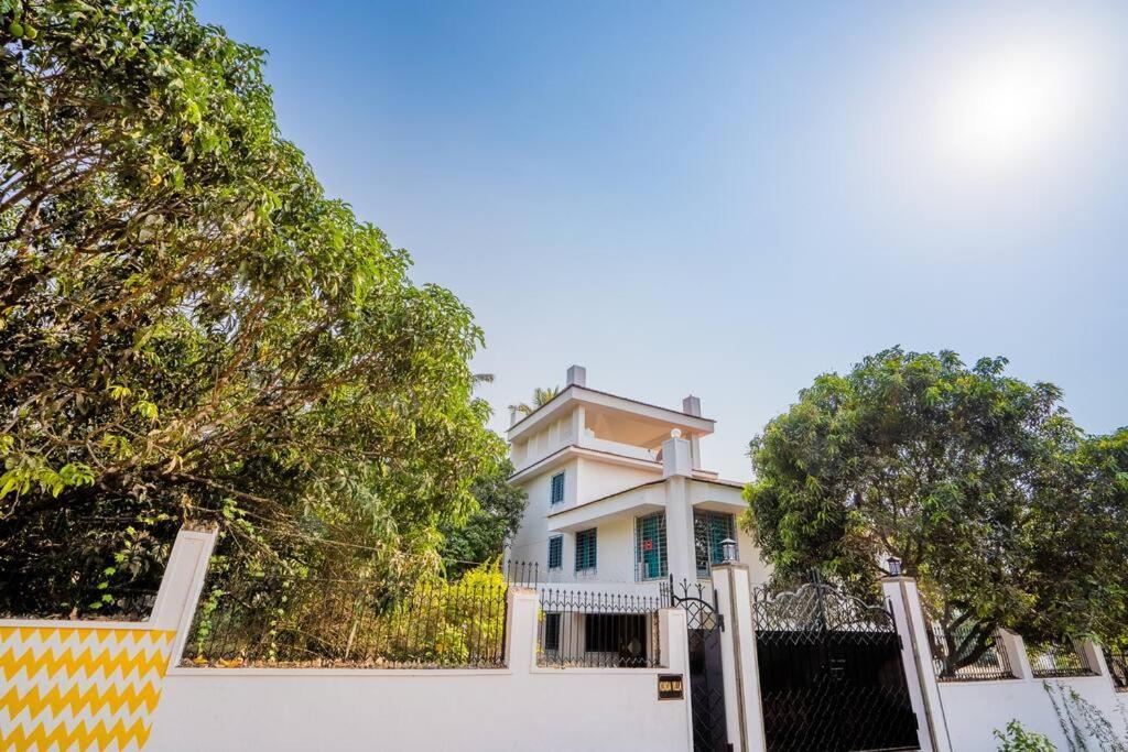 Lake View Villa Gandaulim Buitenkant foto