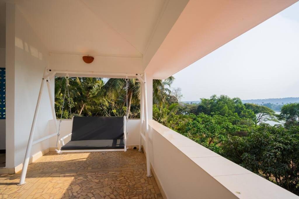 Lake View Villa Gandaulim Buitenkant foto
